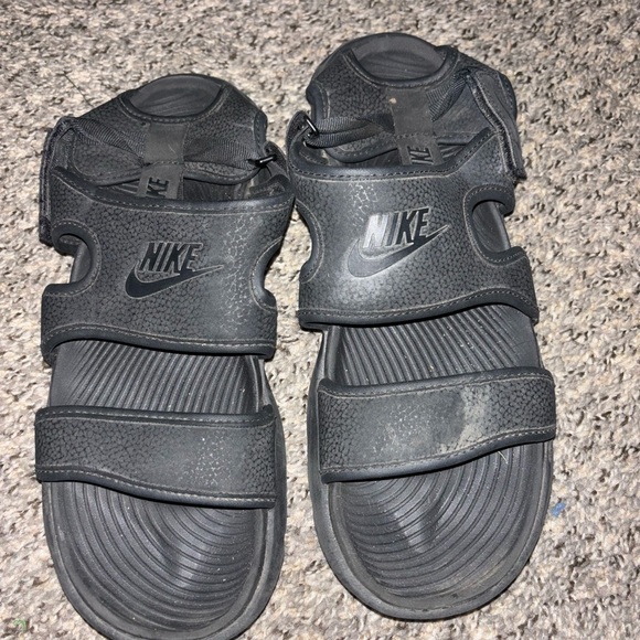 Nike sandals - Picture 1 of 4